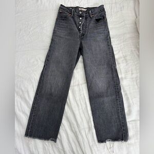 Grey Levi’s Ribcage Frayed Jeans